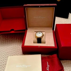 Salvatore ferragamo mens chronograph watch